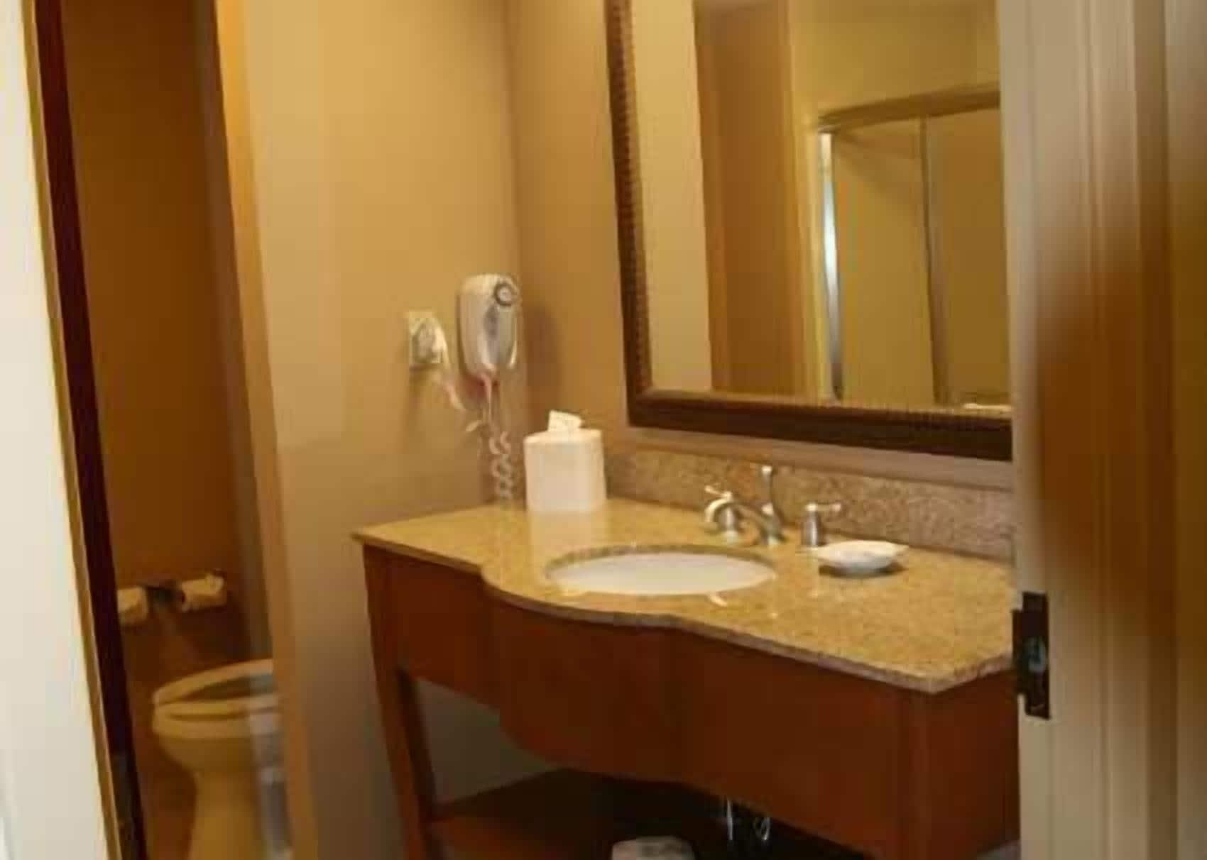 Hampton Inn & Suites Madisonville Kültér fotó