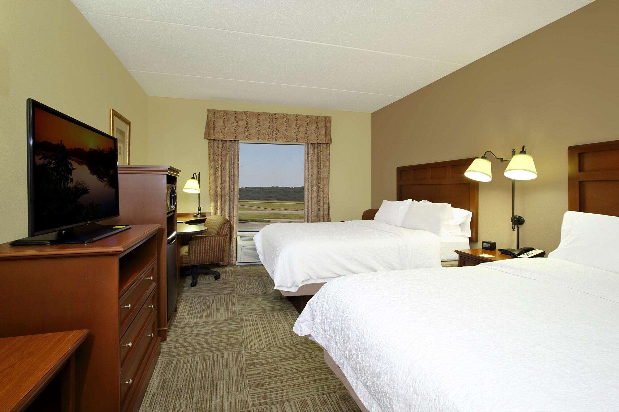 Hampton Inn & Suites Madisonville Kültér fotó
